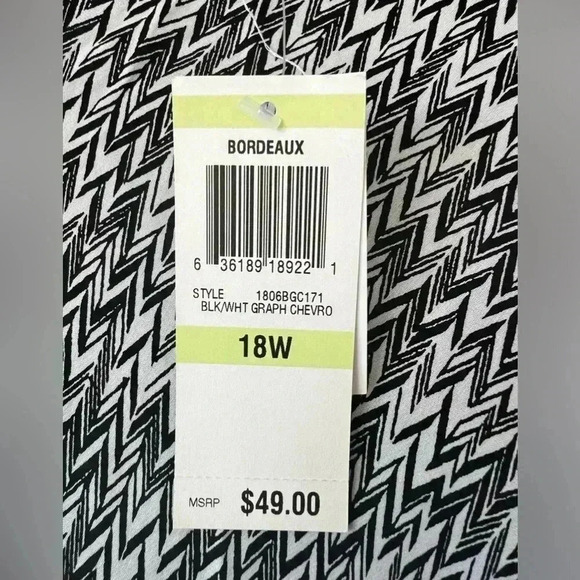 NWT Style & Co. 100% Silk Plus Sized Womens 1x Offset Angled Blouse - Picture 4 of 7